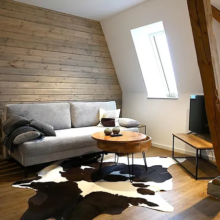 Weidehof Kleiner Heuboden * Juebek